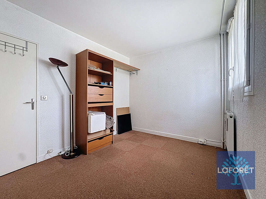 Appartement à CHILLY-MAZARIN