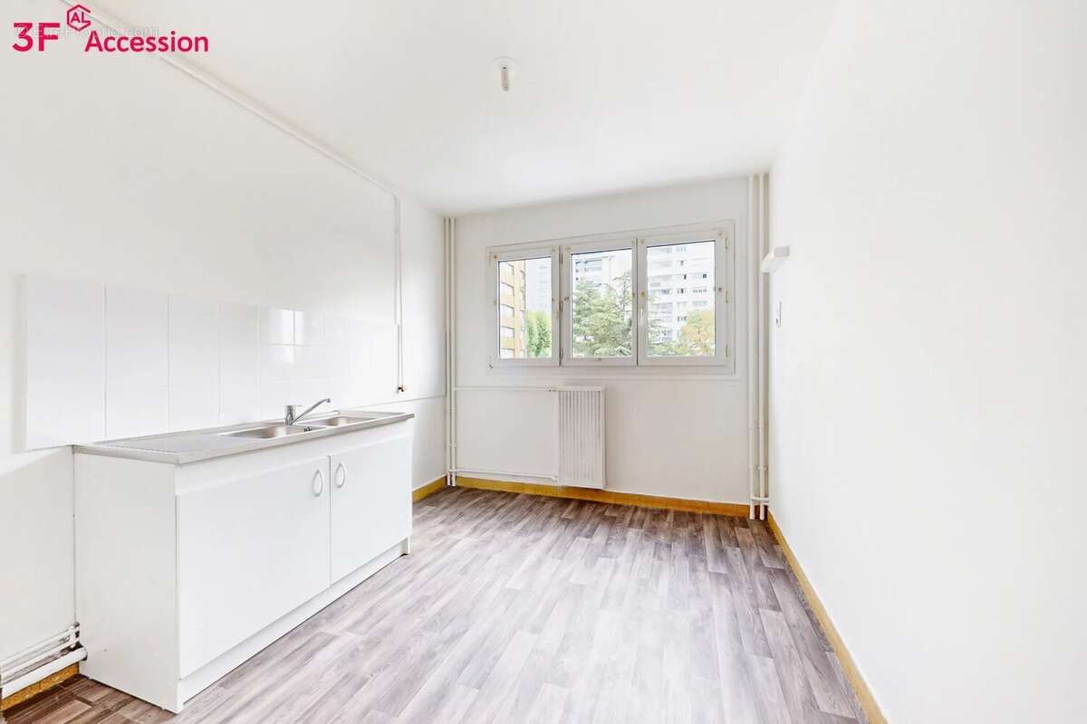 Appartement à BONNEUIL-SUR-MARNE