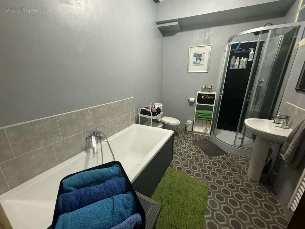 Maison à MAGNAC-LAVAL