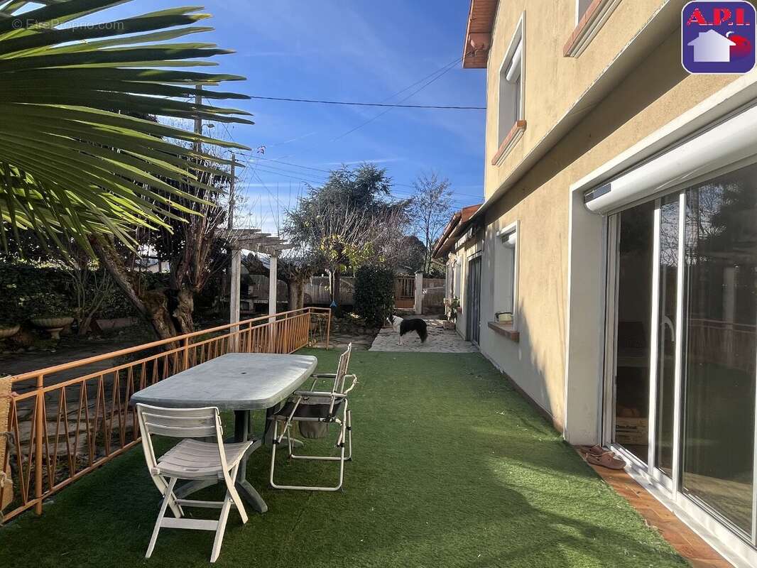 Maison à SAINT-JEAN-DU-FALGA