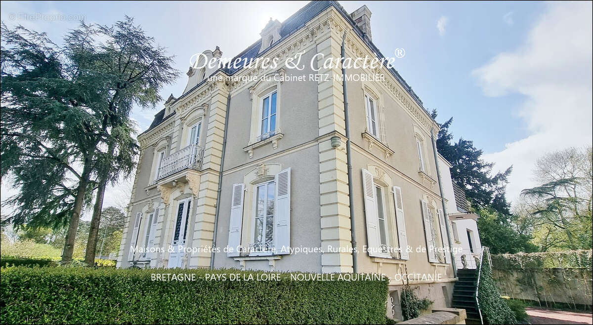 Grande demeure bourgeoise centre bourg, dépendances, accès rivière - photo 2
