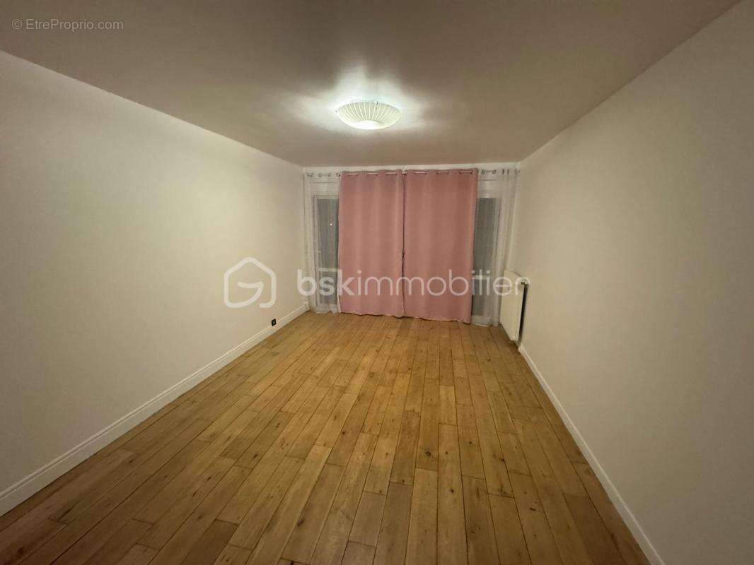 Appartement à EVRY