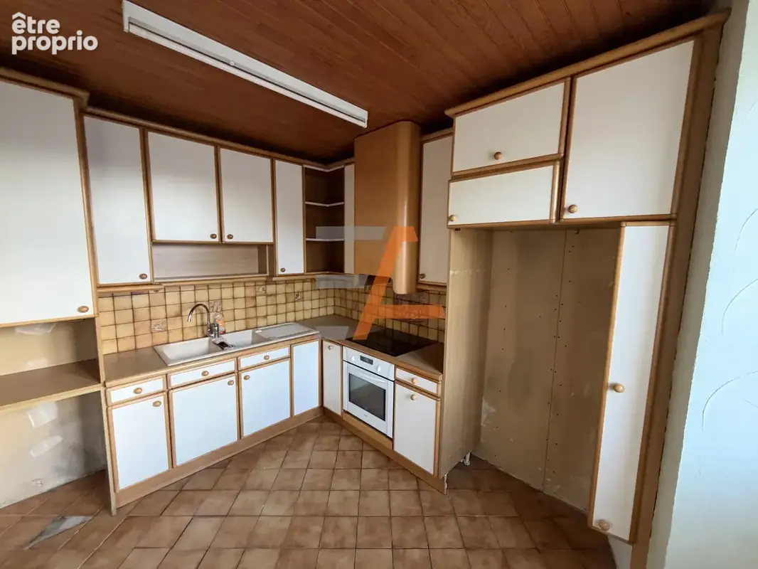 Immeuble de rapport   centre de saint-julien-chapteuil - photo 6