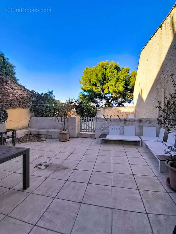 Maison à MAUREILHAN