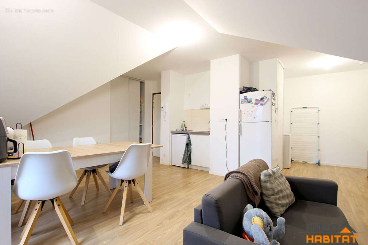 Appartement à SAINT-ARMEL