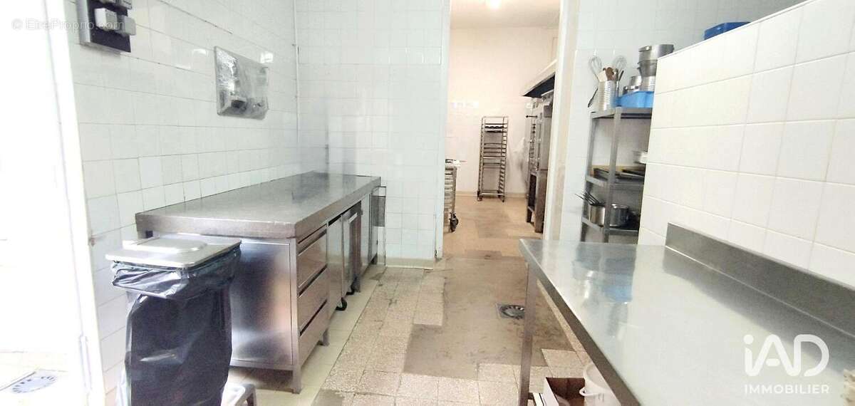 Photo 2 - Commerce à SAINT-ETIENNE