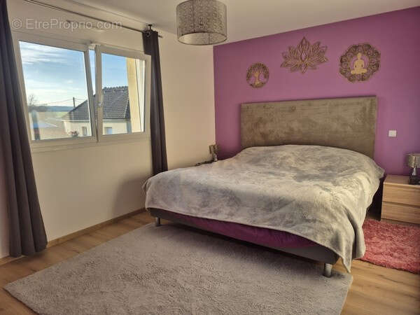 Maison à NEUFCHATEL-EN-BRAY