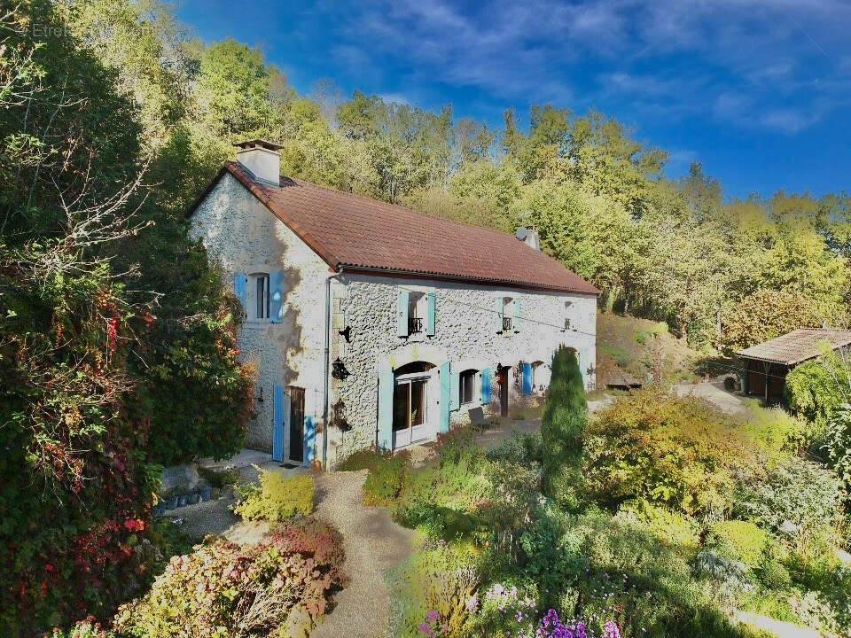 Maison à PUY-L'EVEQUE
