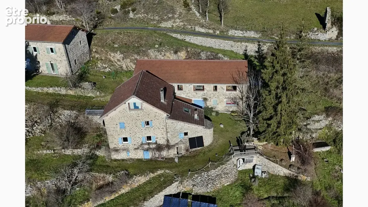 Domaine d’Exception de 54 Hectares au Cœur du Parc Régional des Monts d’Ardèche - photo 2