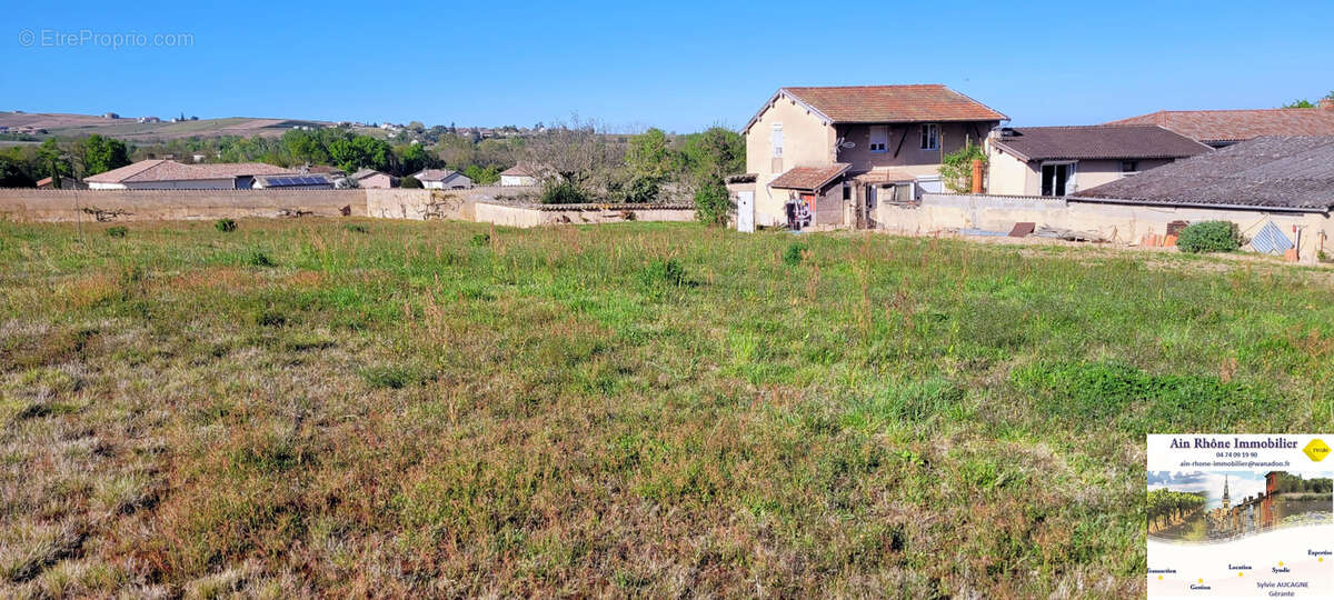 Terrain à LANCIE