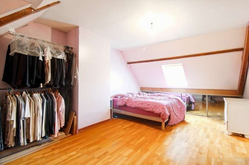 Maison à SAINT-SULPICE