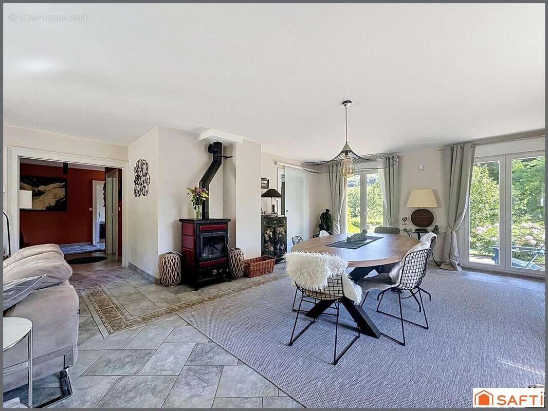 Photo 3 - Maison à BAYONVILLE-SUR-MAD