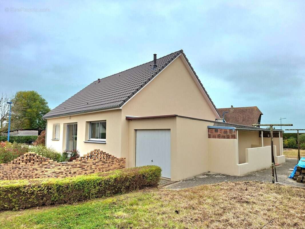 Maison à BRACQUEMONT