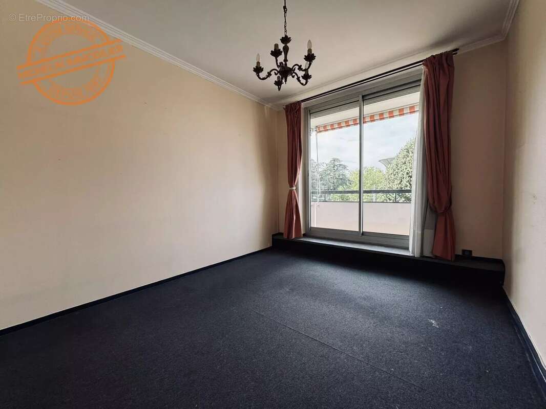 Appartement à LYON-9E