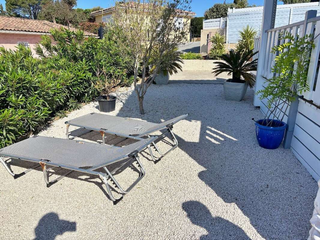 Maison à ROQUEBRUNE-SUR-ARGENS