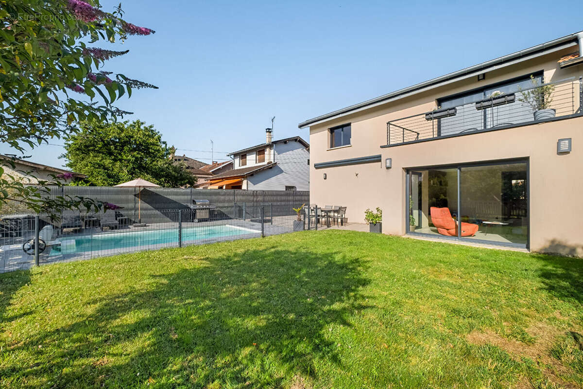 Maison rénovée - 4 ch + Bureau - Piscine - photo 17