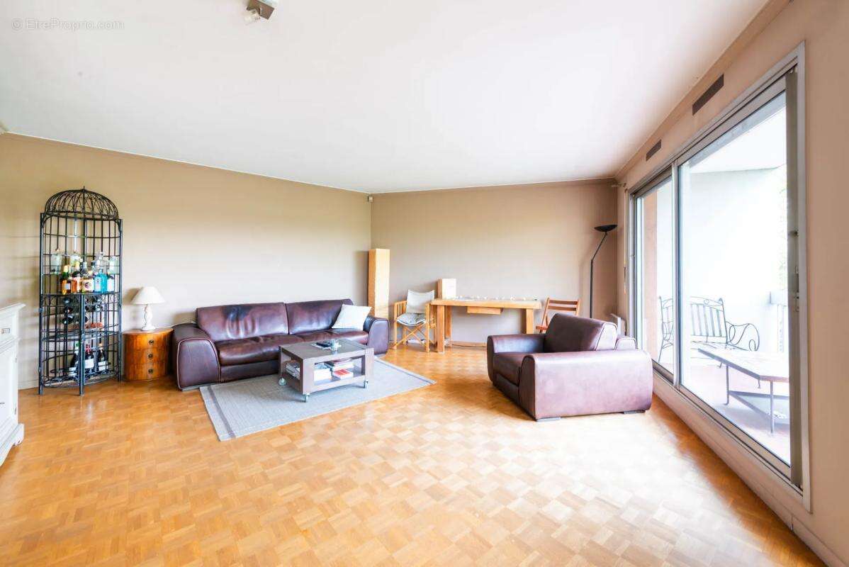 Appartement à LE VESINET