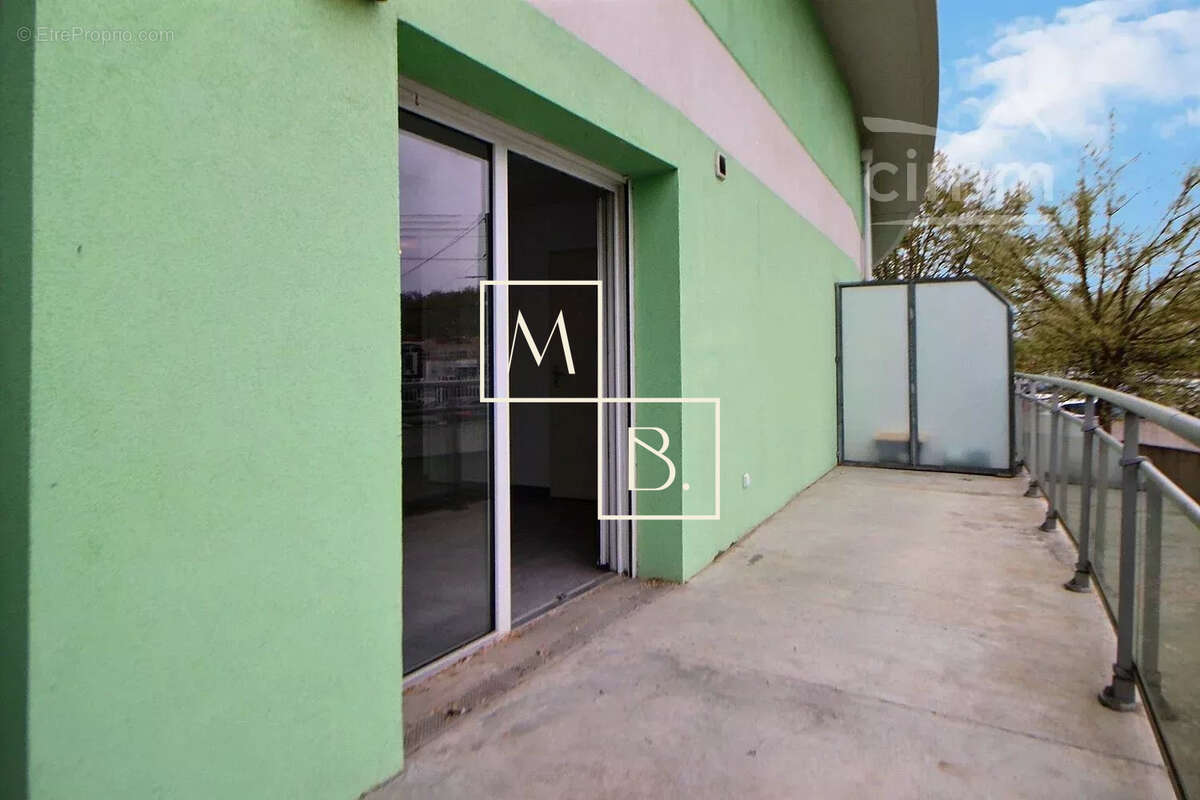 Appartement à NIMES