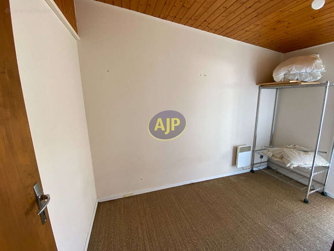 Maison à VENDAYS-MONTALIVET