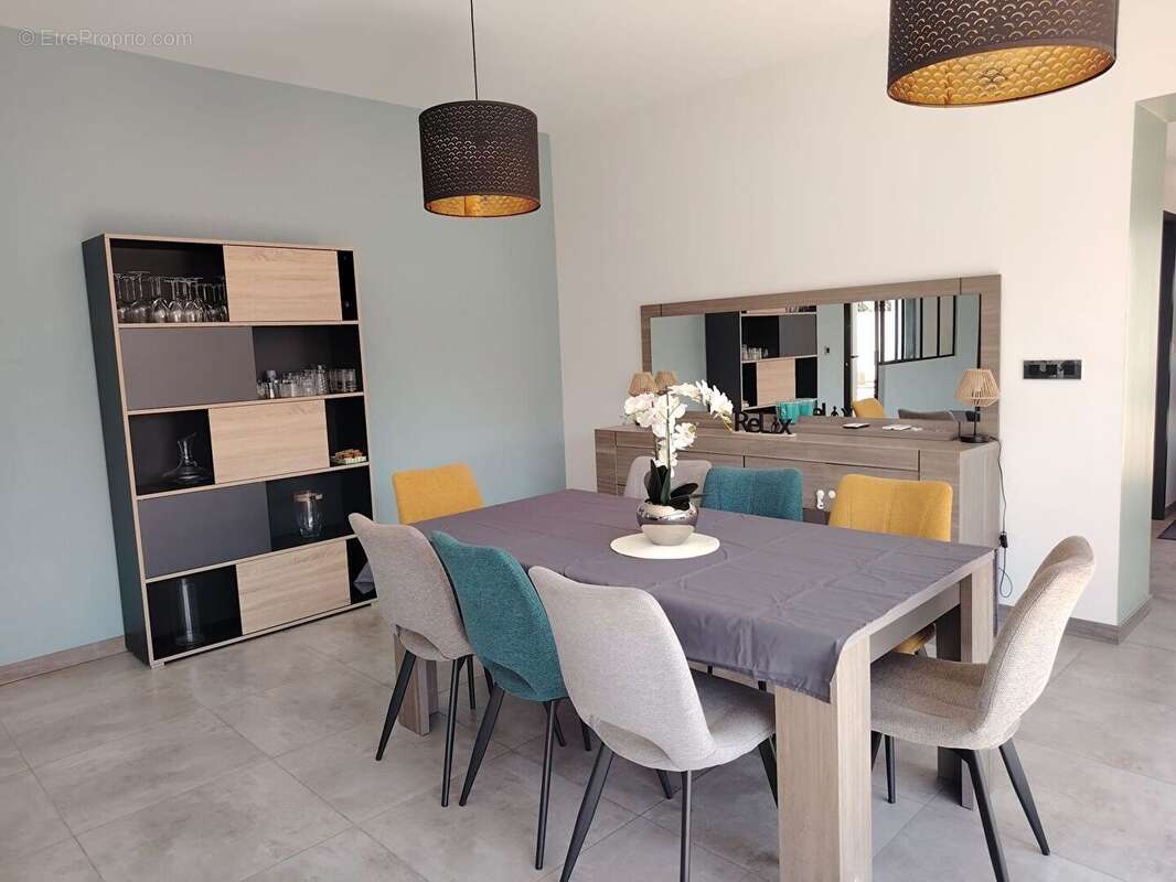 SAINT GILLES CROIX DE VIE Maison contemporaine 156m² environ, de 2022, 4 chambres garage et jardin. - photo 13