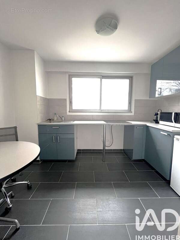 Photo 8 - Appartement à LA GARENNE-COLOMBES