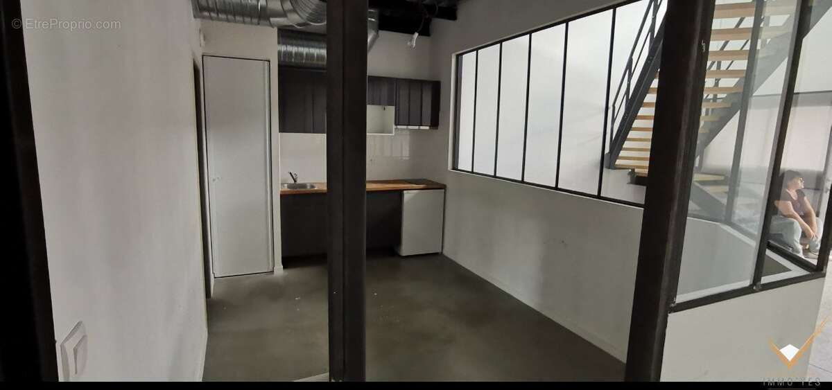 Commerce à COLOMIERS