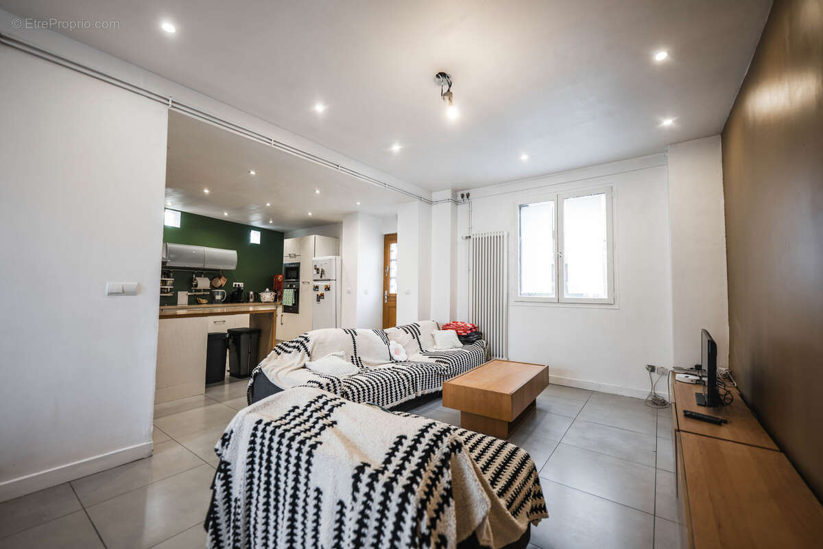Maison à DRANCY