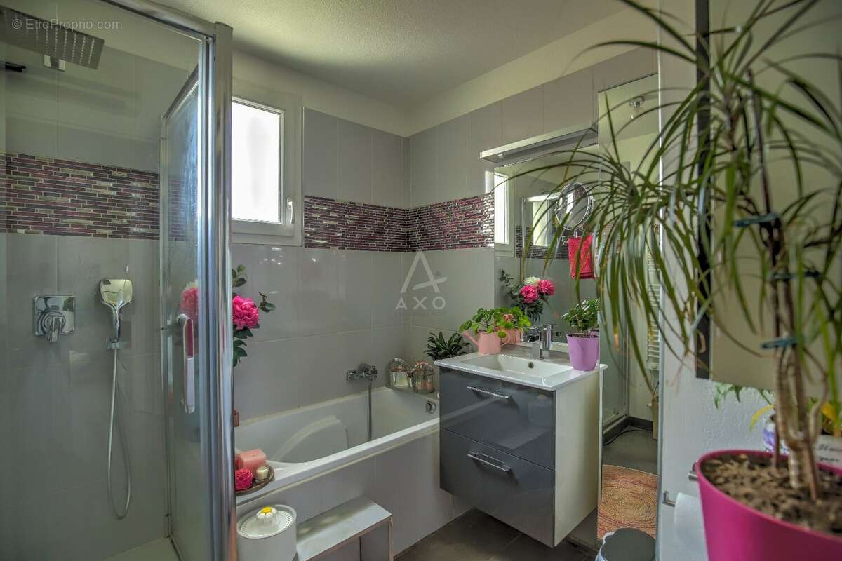 Maison à SAINT-JORY