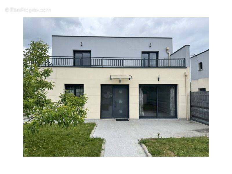 Maison à SENS