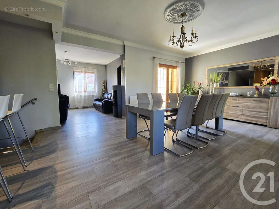 Maison à ORMESSON-SUR-MARNE