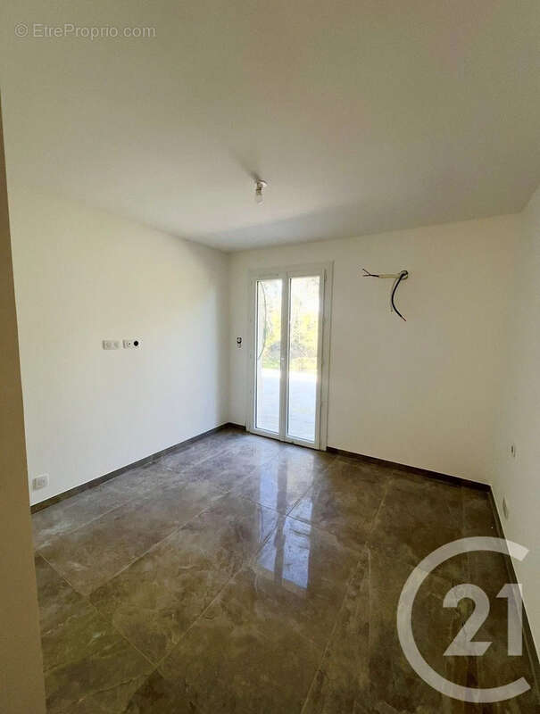 Maison 81 m² à Aleria  - photo 7