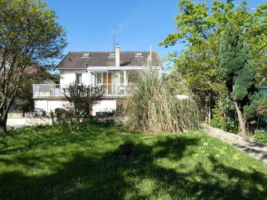 Maison à PONTOISE