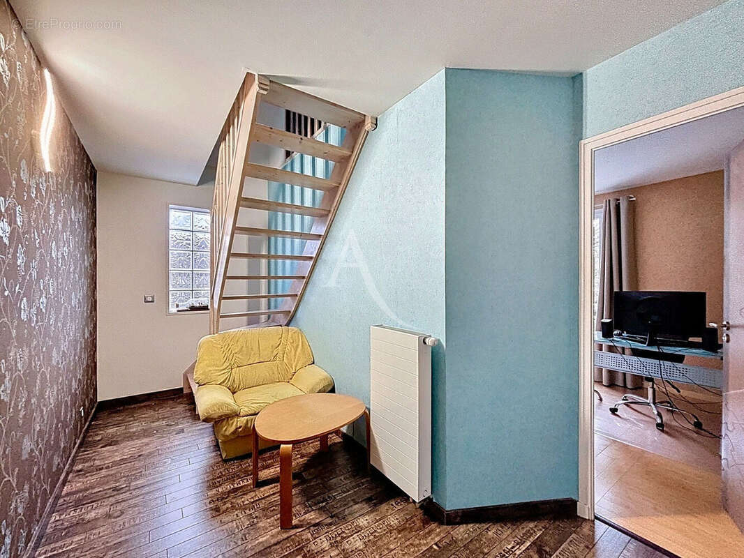 Maison à CHANTELOUP-EN-BRIE