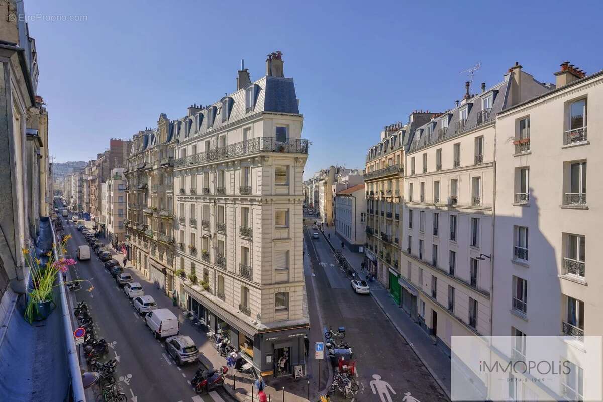 Appartement à PARIS-18E