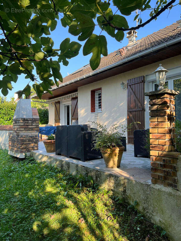 Maison à CLAYE-SOUILLY