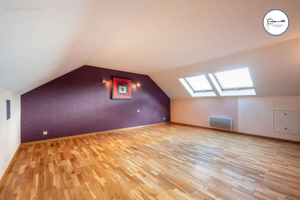 Maison à THAON-LES-VOSGES