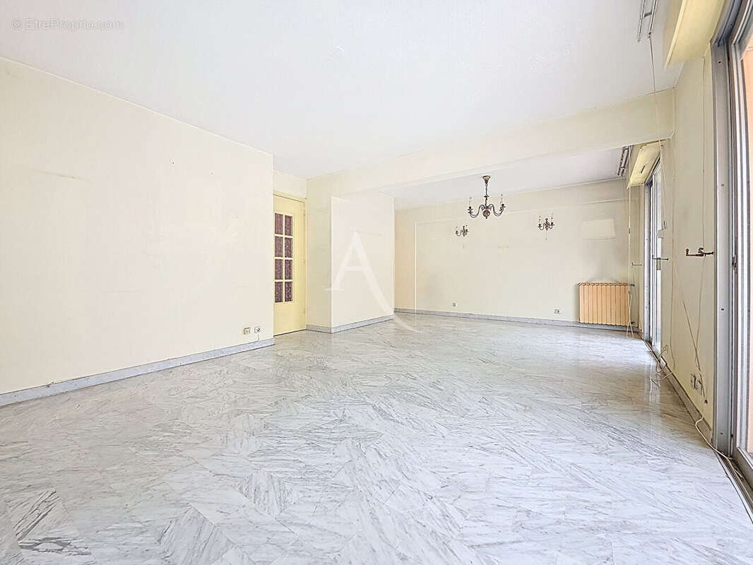 Appartement à CAGNES-SUR-MER