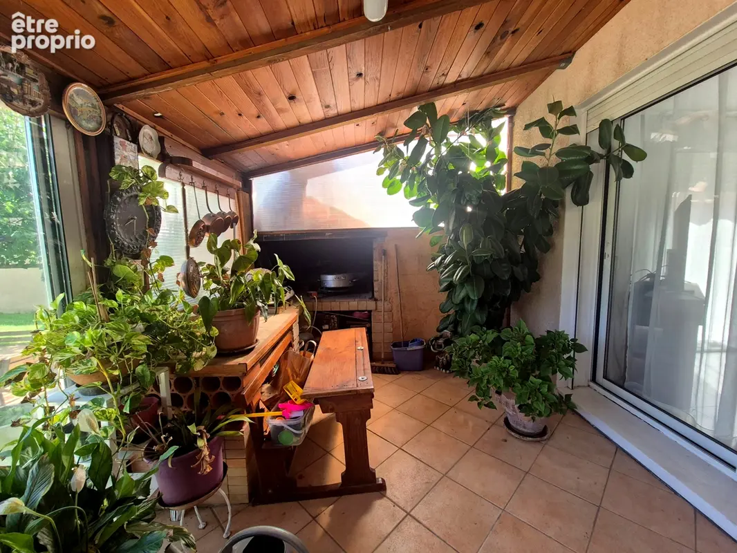 Maison de plain-pied avec piscine et grande véranda – Sans vis-à-vis - photo 10