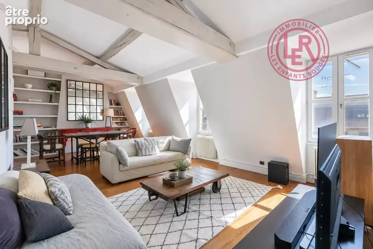 Paris 3ème - Appartement au 4ème et dernier étage avec vue dégagée - photo 3