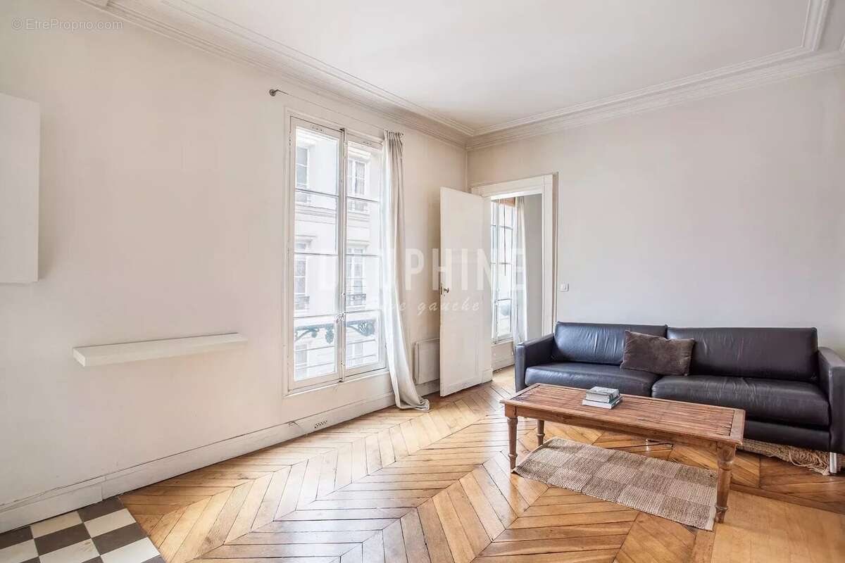 Appartement à PARIS-6E