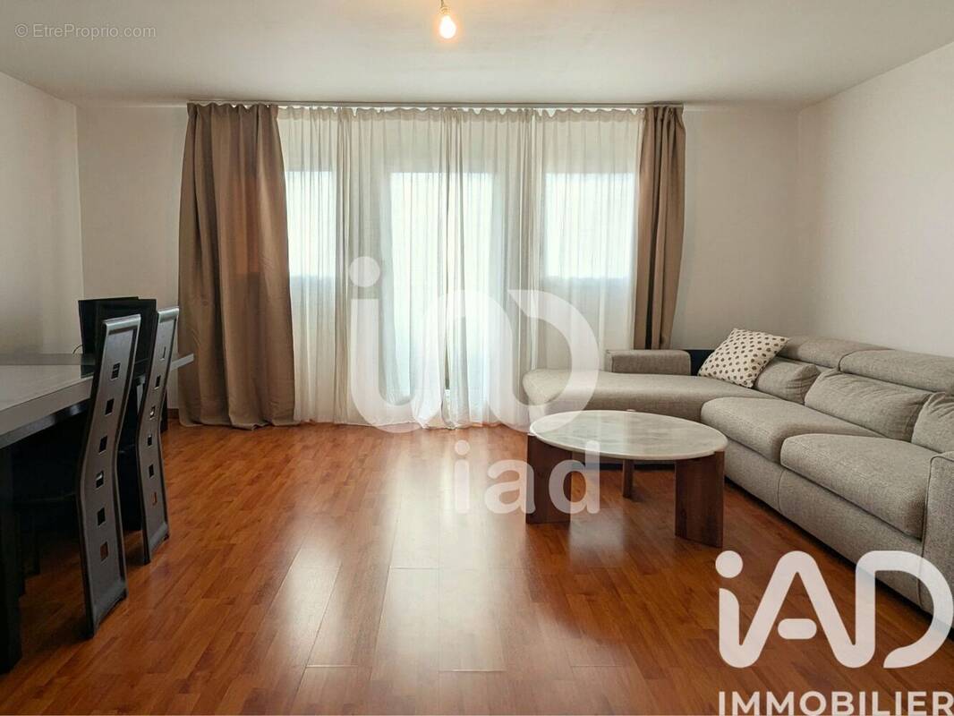 Photo 1 - Appartement à NOISIEL