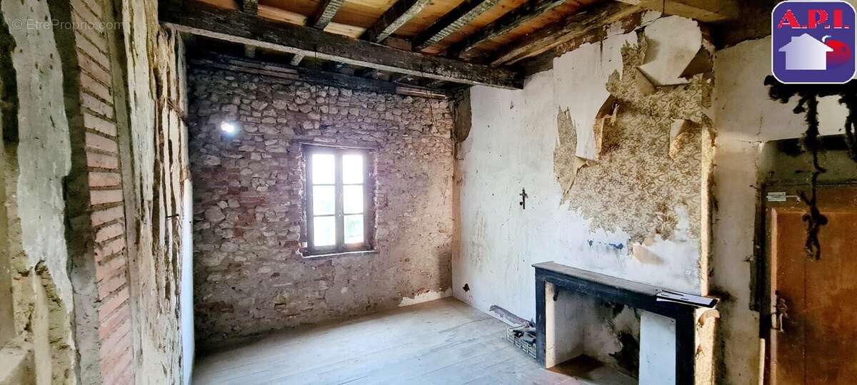 Maison à SAINT-YBARS