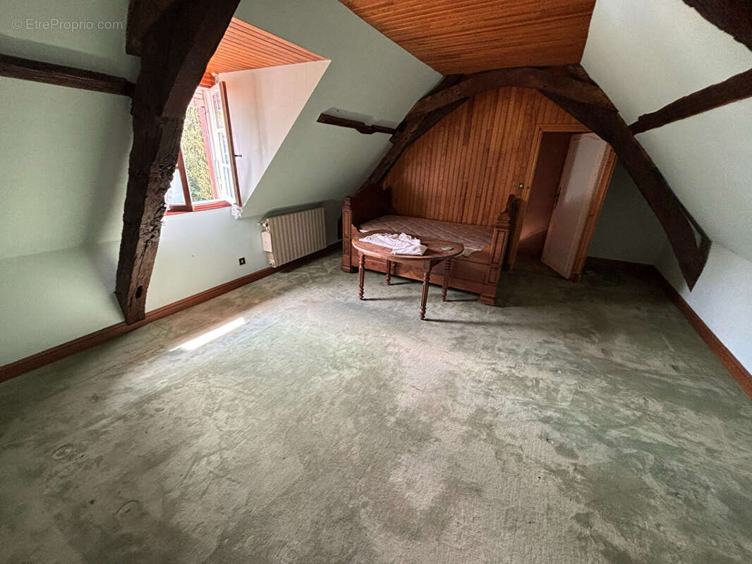 Maison à BEAUFORT-EN-VALLEE