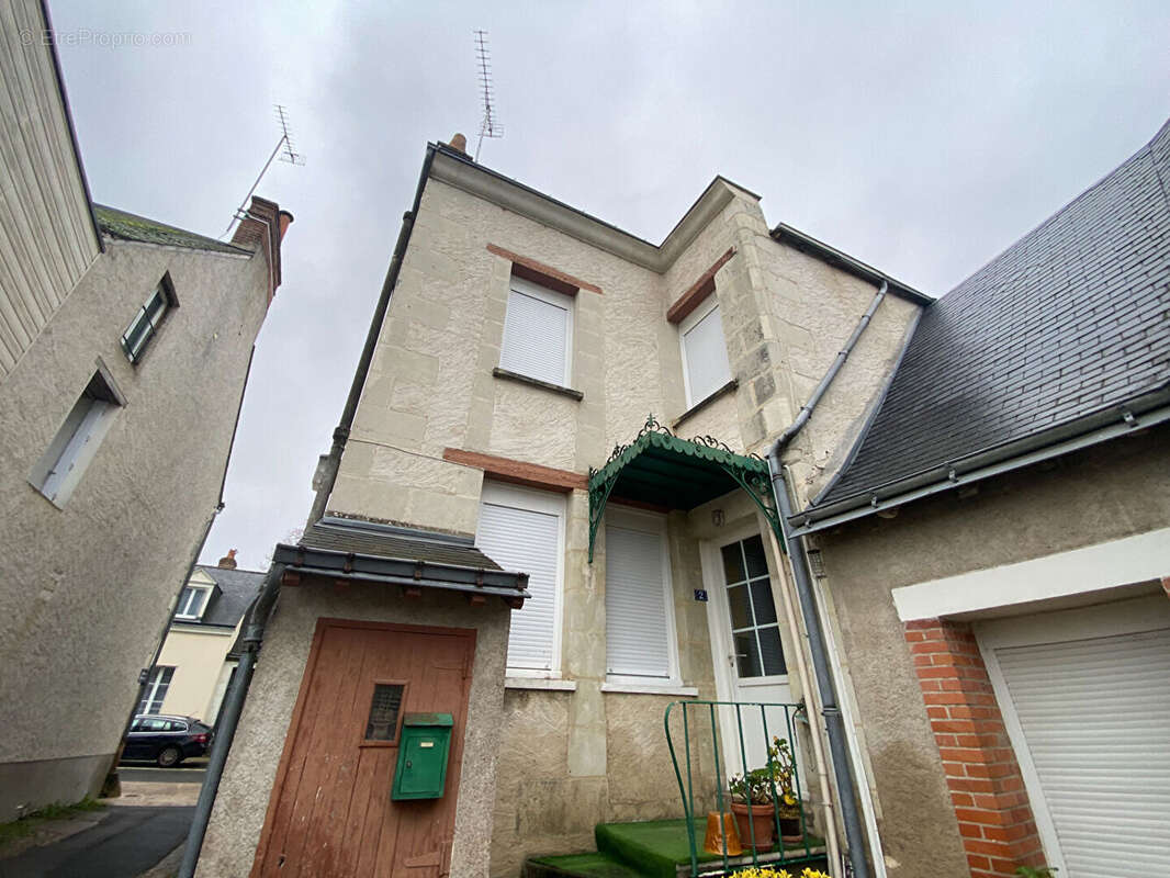 Maison à LA MEMBROLLE-SUR-CHOISILLE