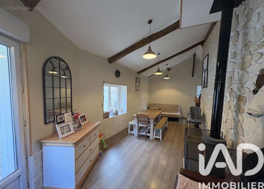 Maison 117 m² à Loisy-En-Brie  - photo 3