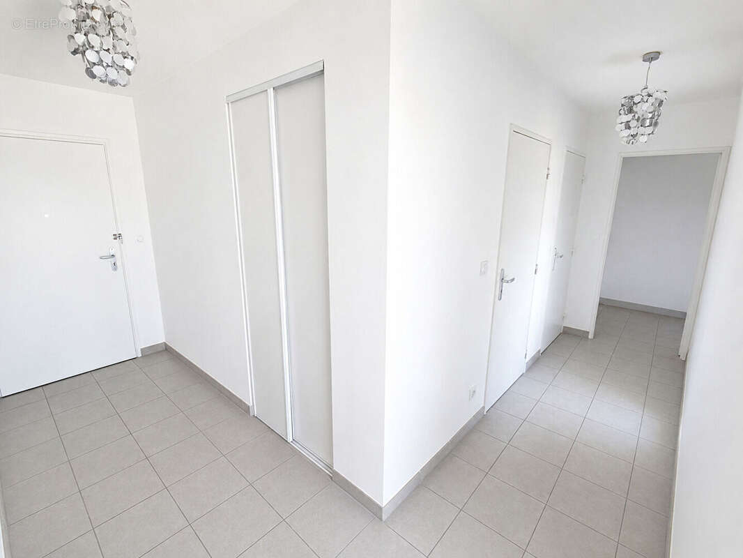 Appartement à SAINT-FONS