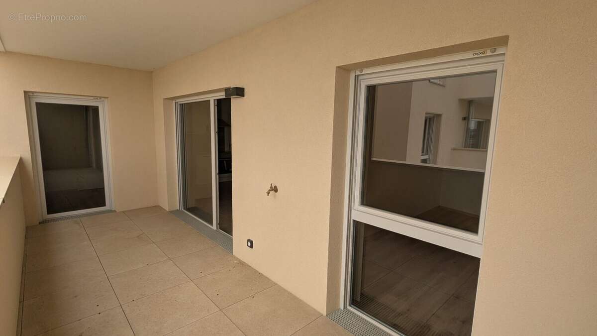 Appartement à CHENOVE