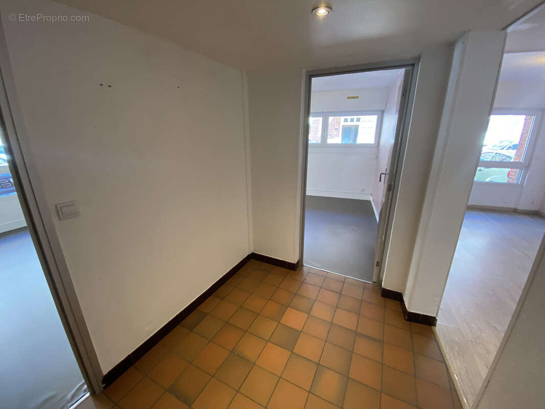 Dunkerque Ultra centre : appartement en RDC de 67m2, 2chambres, parking. - photo 6