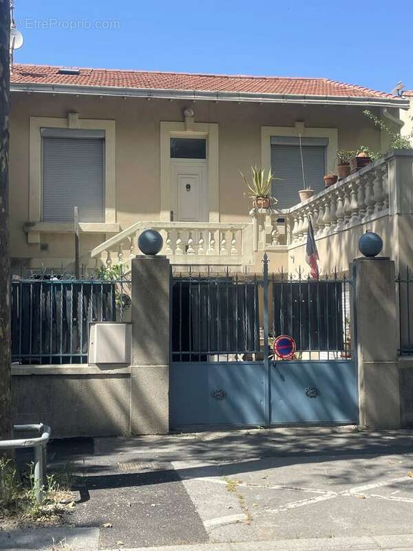 Maison à SALON-DE-PROVENCE