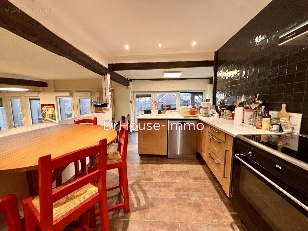 Maison à ROMBIES-ET-MARCHIPONT